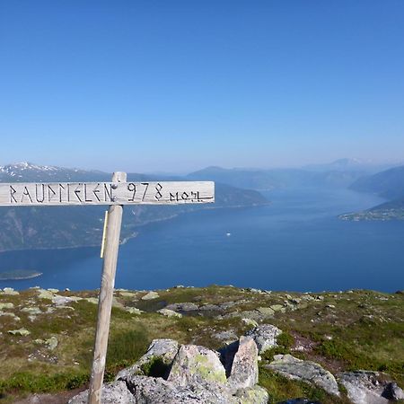Balestrand Fjordapartments Zewnętrze zdjęcie