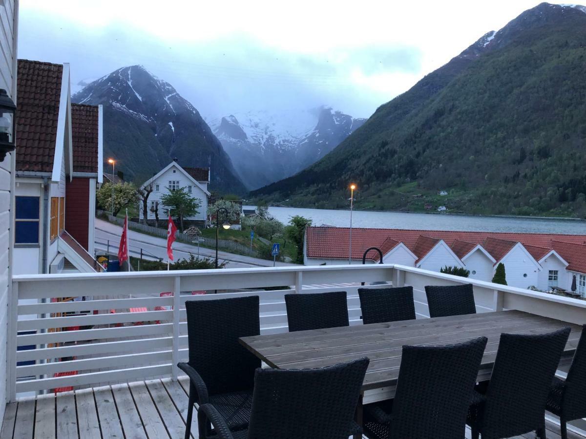Balestrand Fjordapartments Zewnętrze zdjęcie